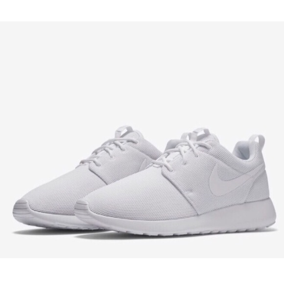 Nike Shoes - Nike Roshe One White Shoes🏃‍♀️